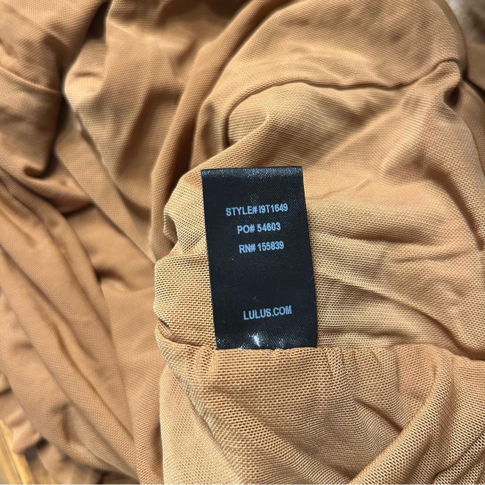 Lulus Upper Echelon Brown Ruched Short Sleeve Top, Size Medium - Picture 10 of 11